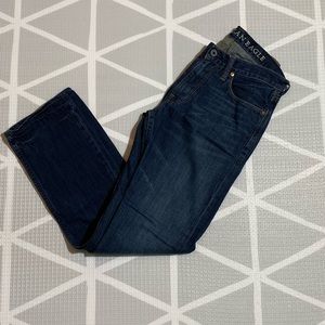 🛍American Eagle Slim Straight Jeans